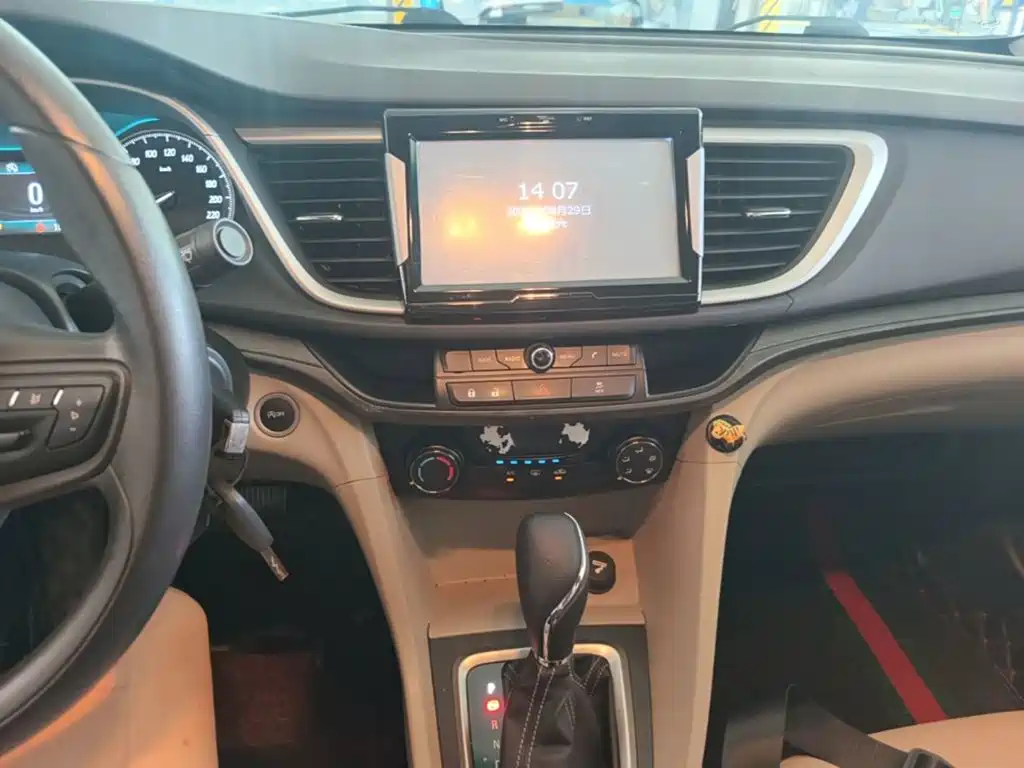 Buick Excelle — миниатюра 18