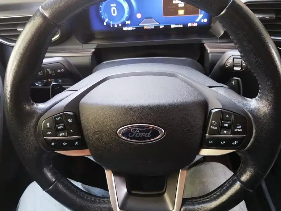 Ford Explorer — миниатюра 14