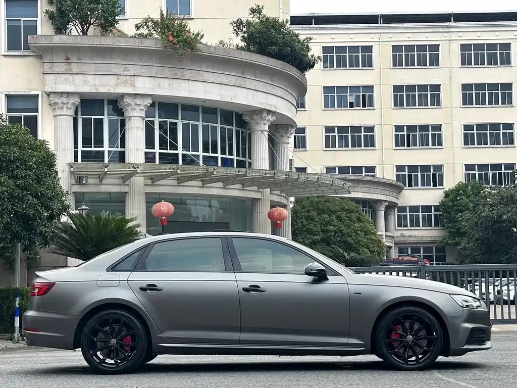 Audi A4L — миниатюра 8
