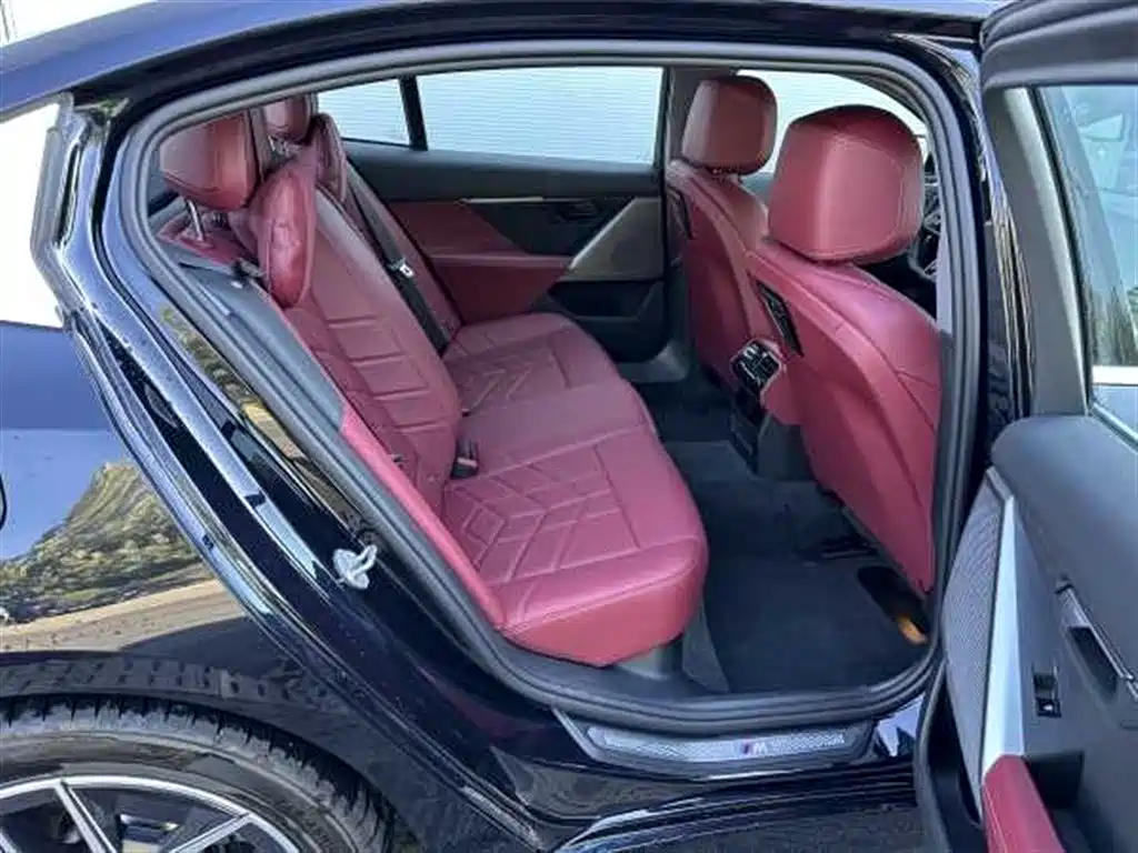 BMW i5 — миниатюра 11