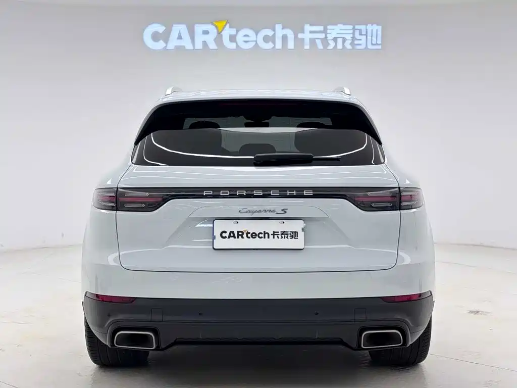Porsche Cayenne — миниатюра 6