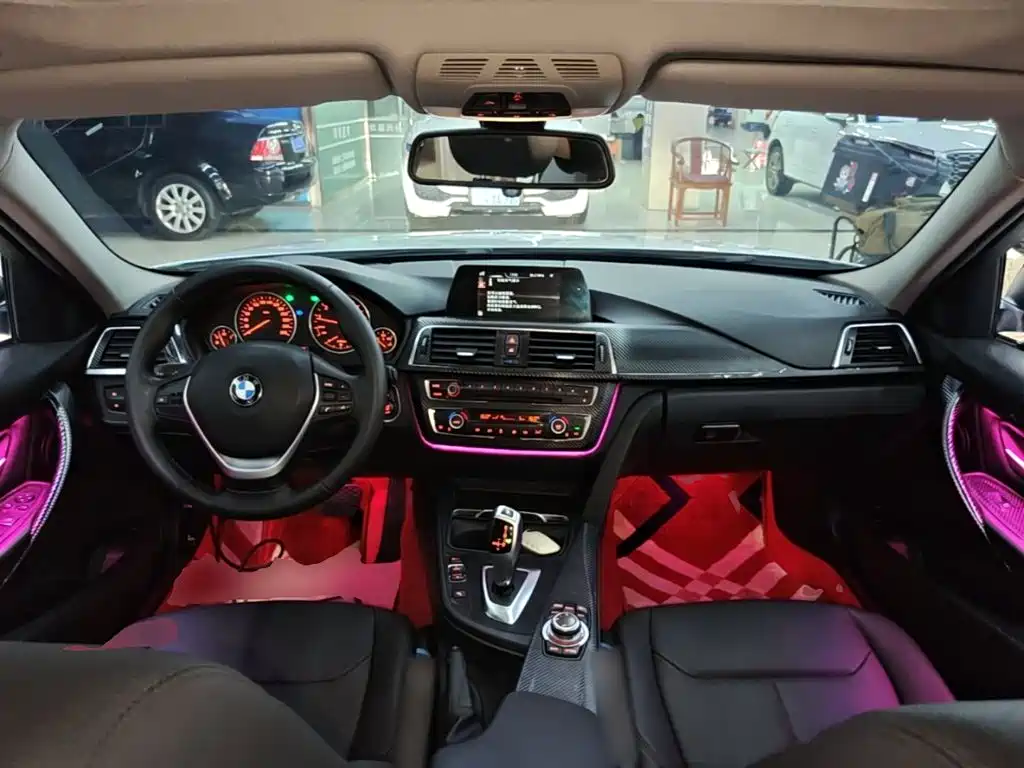 BMW 3 Series — миниатюра 10