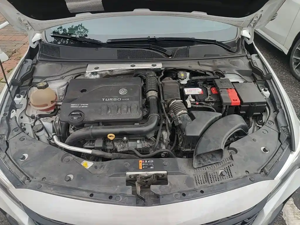 Buick Verano — миниатюра 20