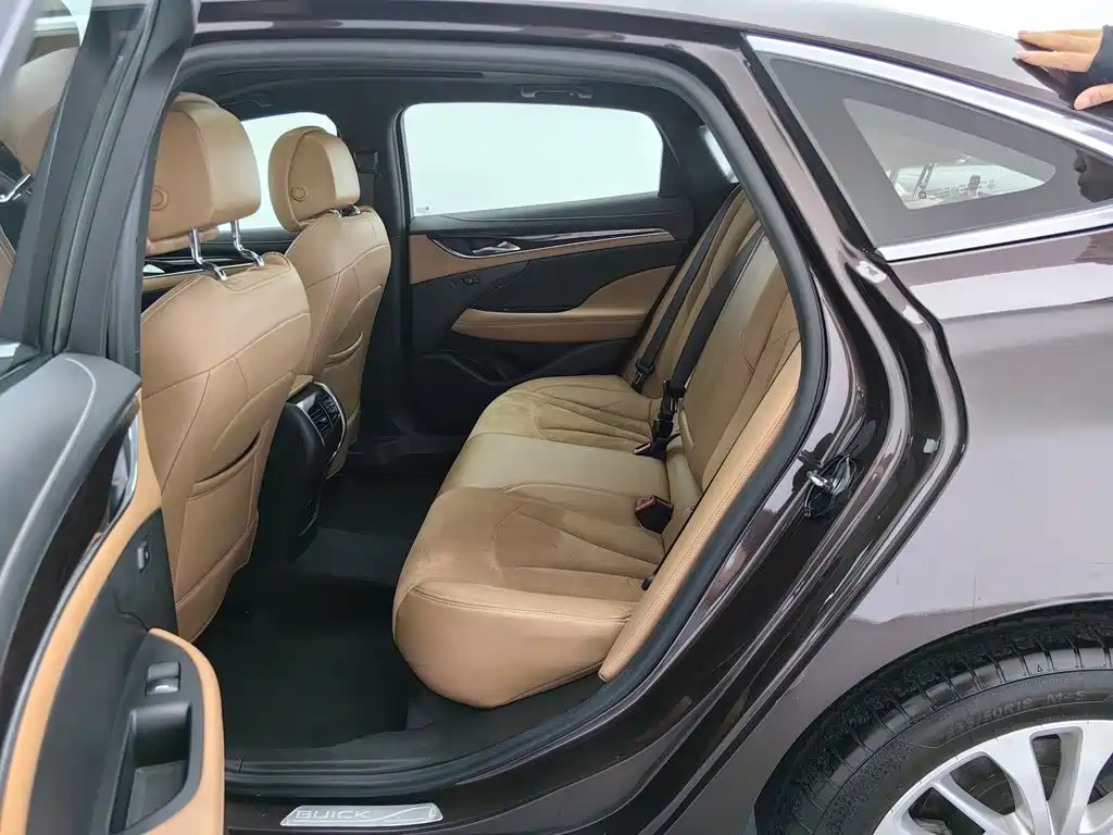 Buick LaCrosse — миниатюра 15