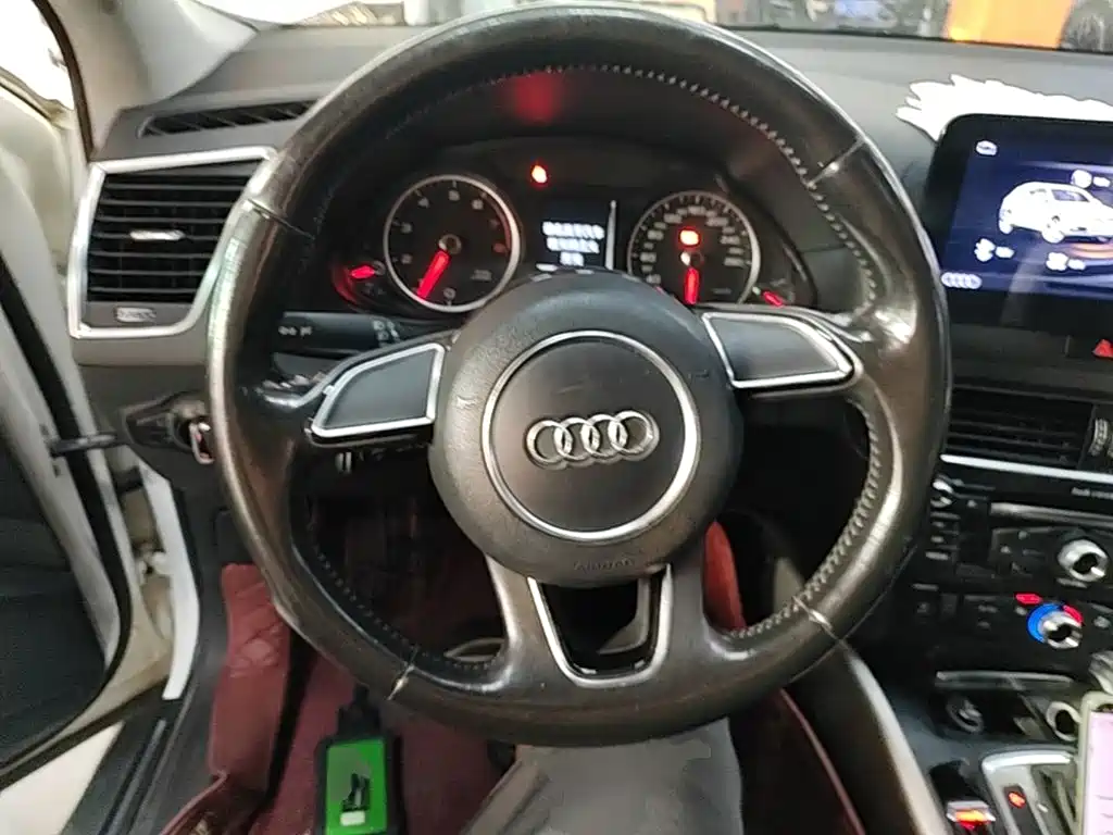 Audi Q5 — миниатюра 11