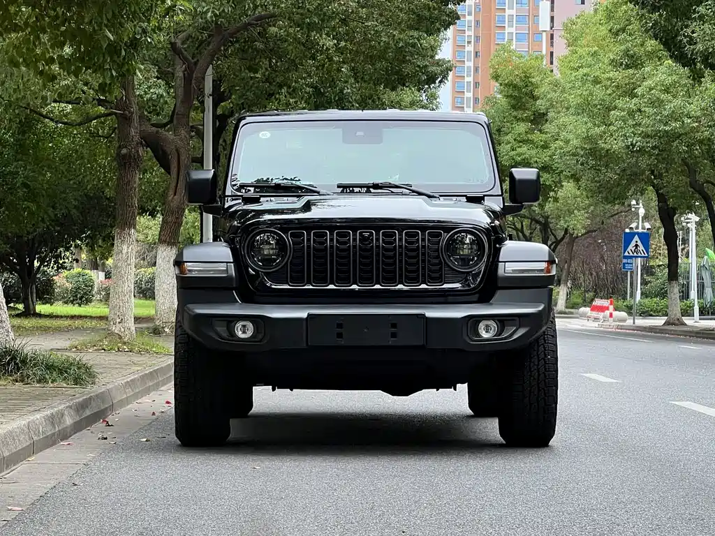 Jeep Wrangler — миниатюра 2