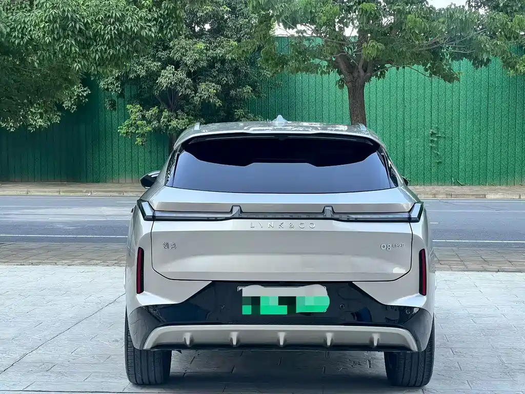 Lynk & Co 08 EM-P — миниатюра 8