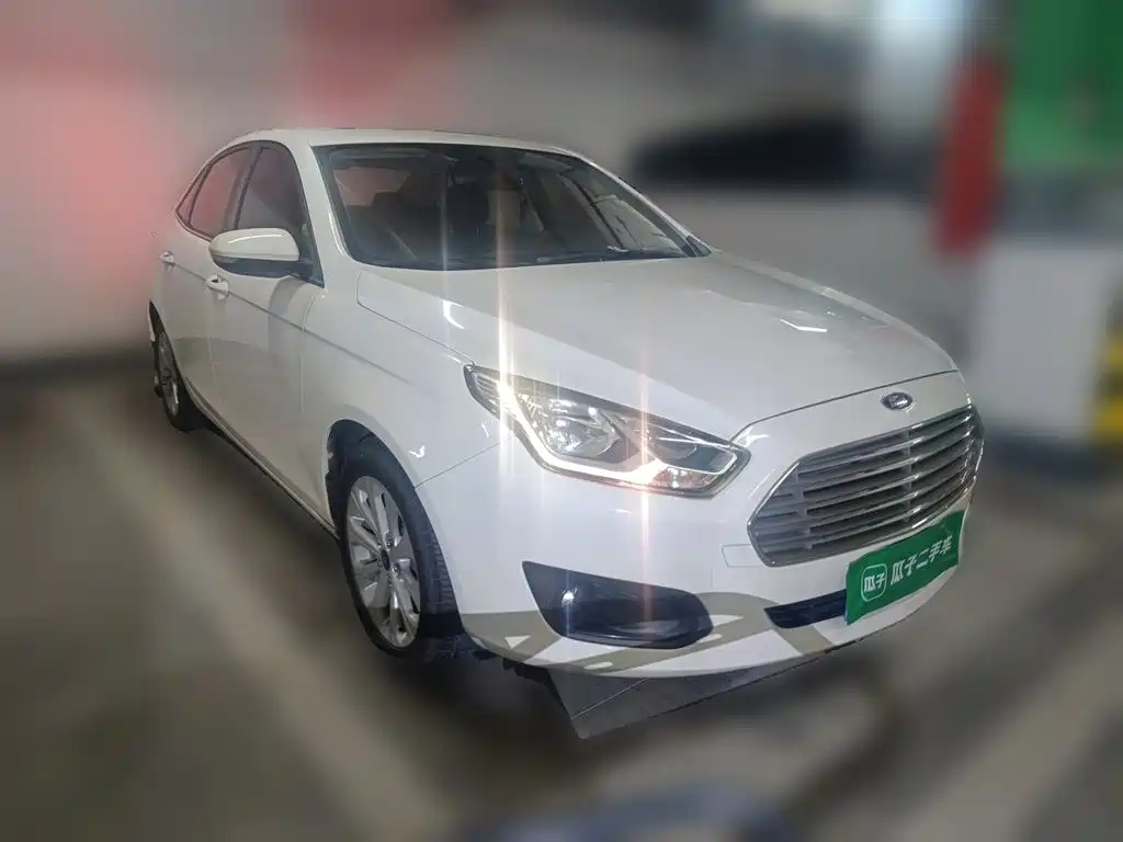 Ford Escort — миниатюра 24