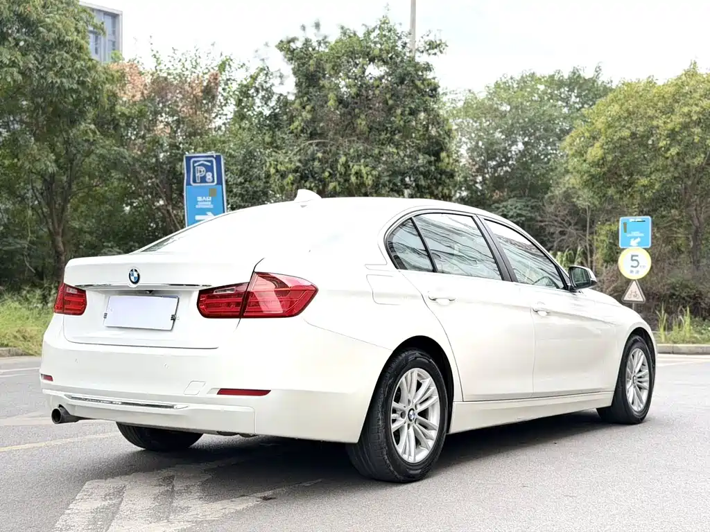 BMW 3 Series — миниатюра 16