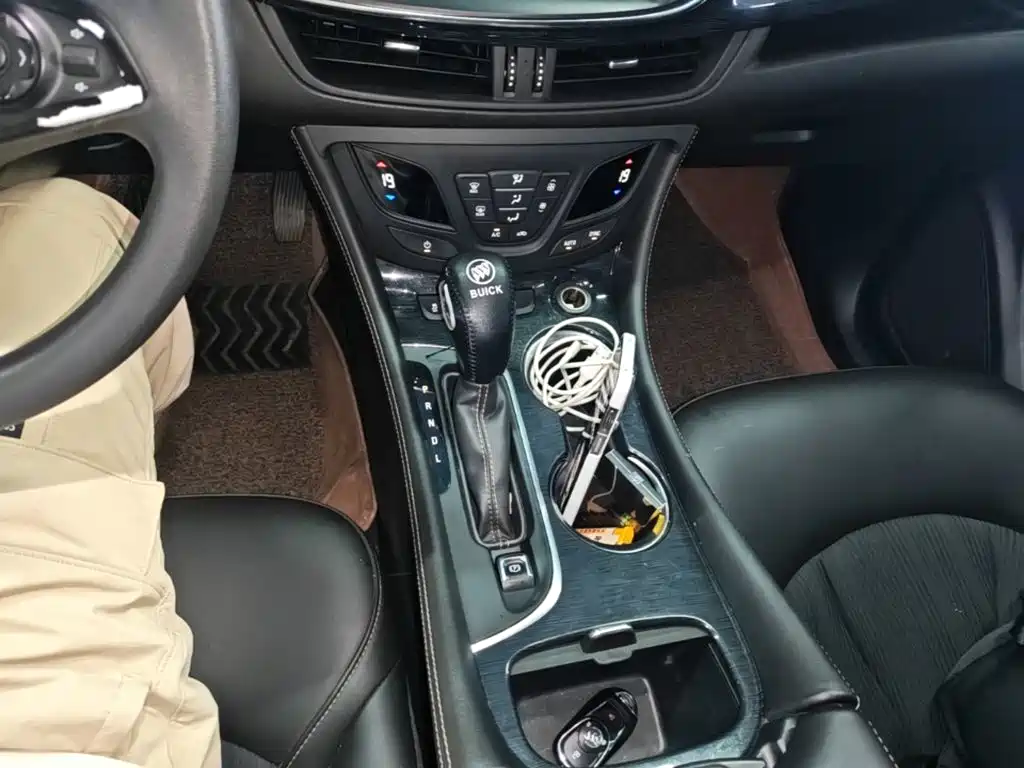 Buick Envision Plus — миниатюра 14
