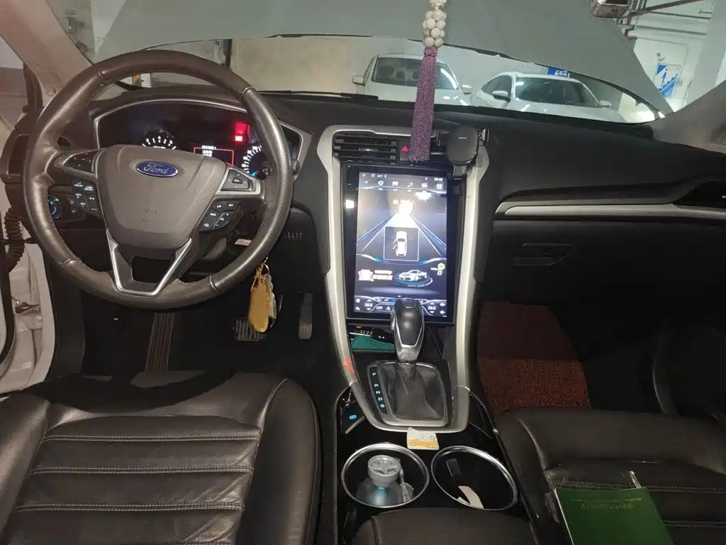 Ford Mondeo — миниатюра 13