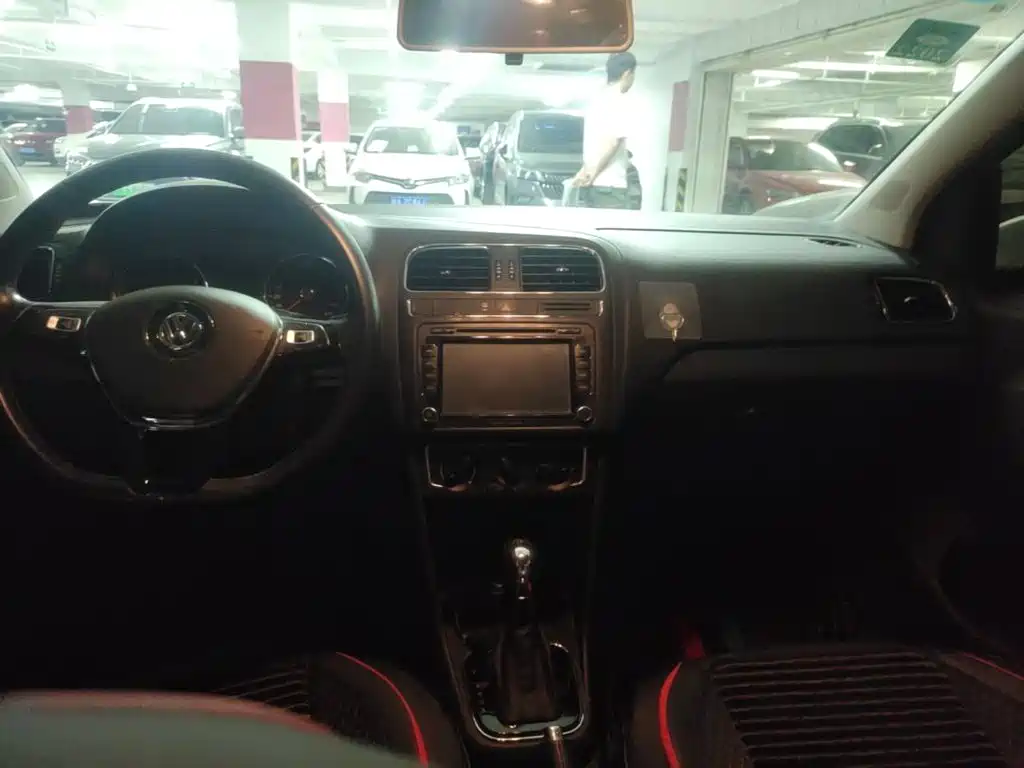 Volkswagen Polo — миниатюра 5