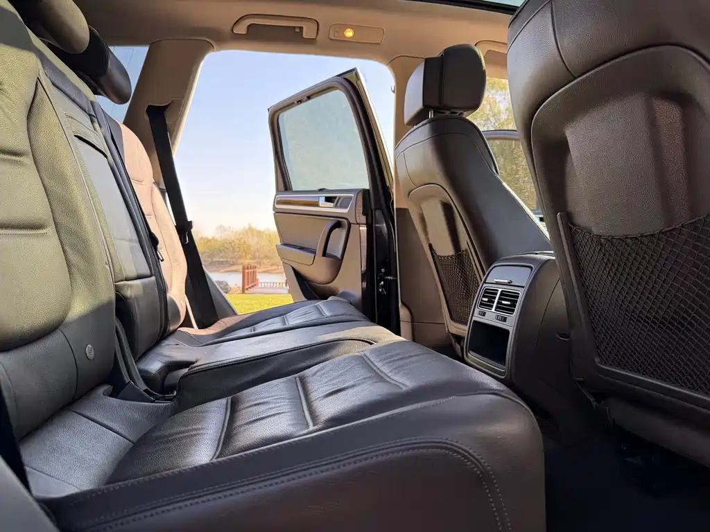Volkswagen Touareg — миниатюра 8