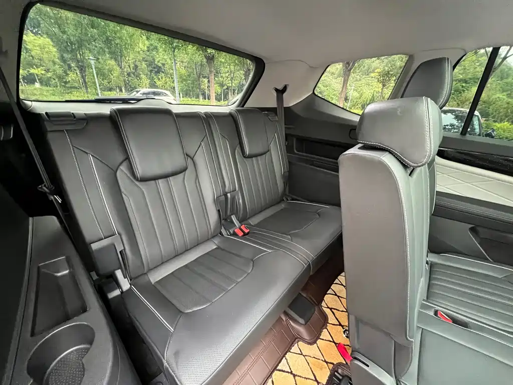 Volkswagen Teramont — миниатюра 12