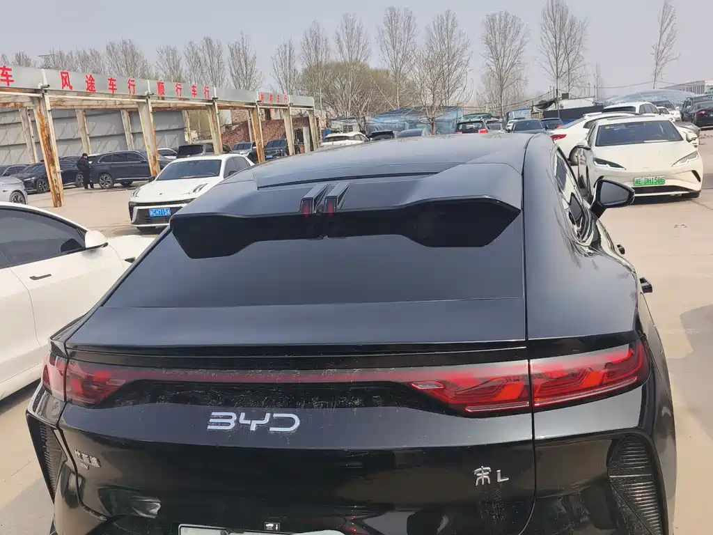 BYD SONG L EV