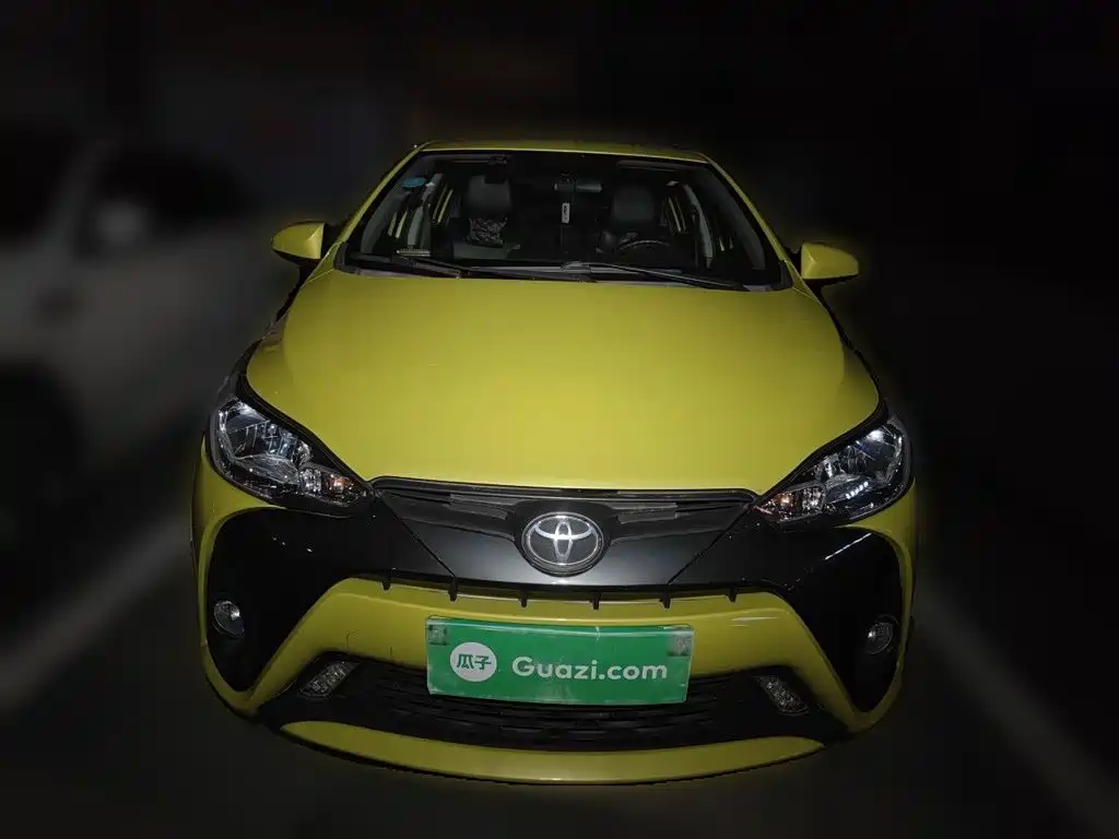 Toyota Yaris L — миниатюра 3
