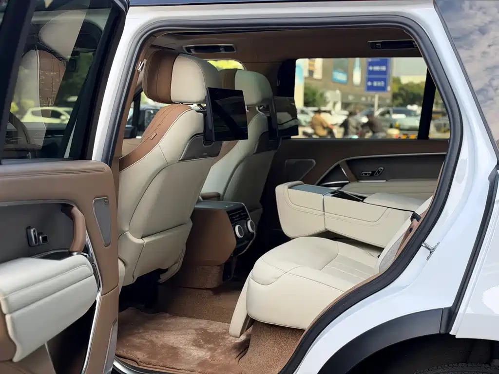 Land Rover Range Rover — миниатюра 6