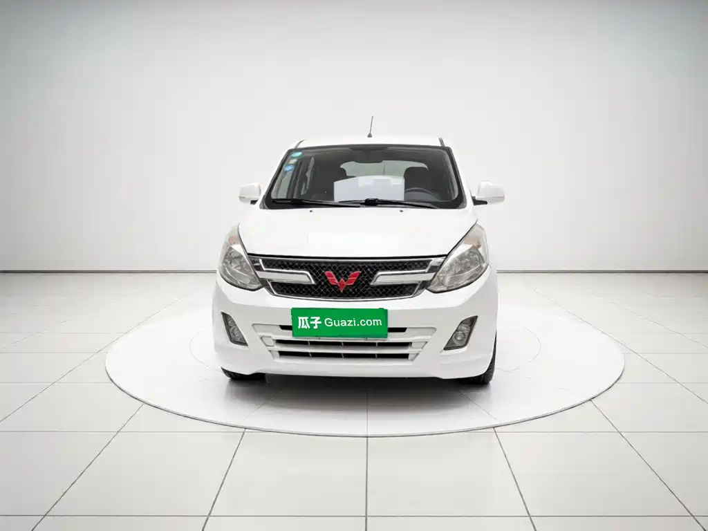 Wuling Rongguang V — миниатюра 2