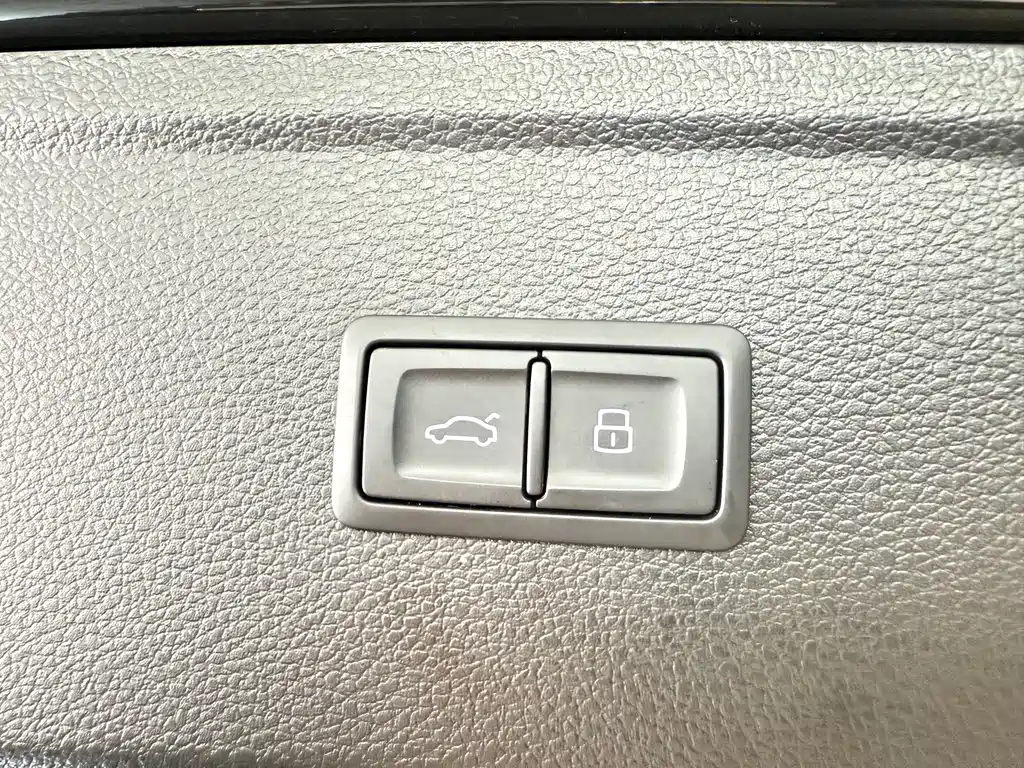 Audi Q5L 2022 40T Luxury