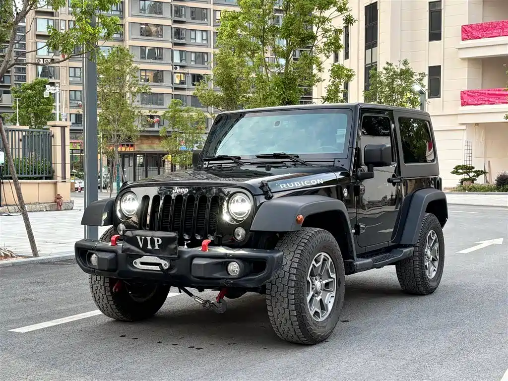 Купить Jeep Wrangler