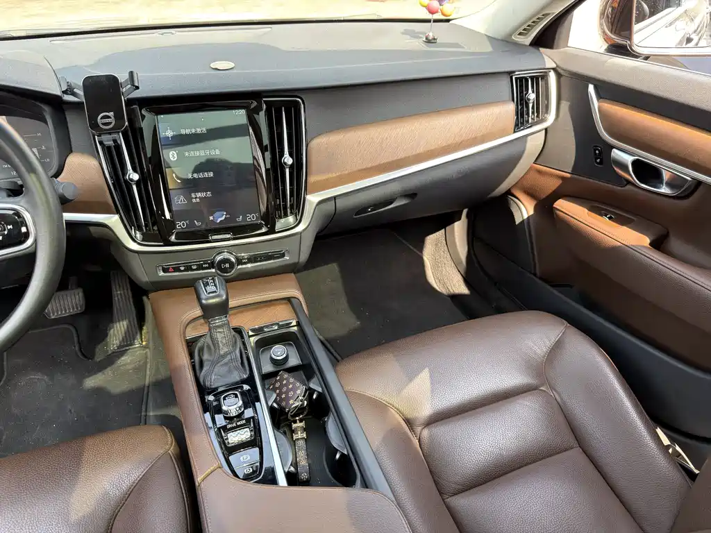 Volvo S90 2020 T5 Luxury