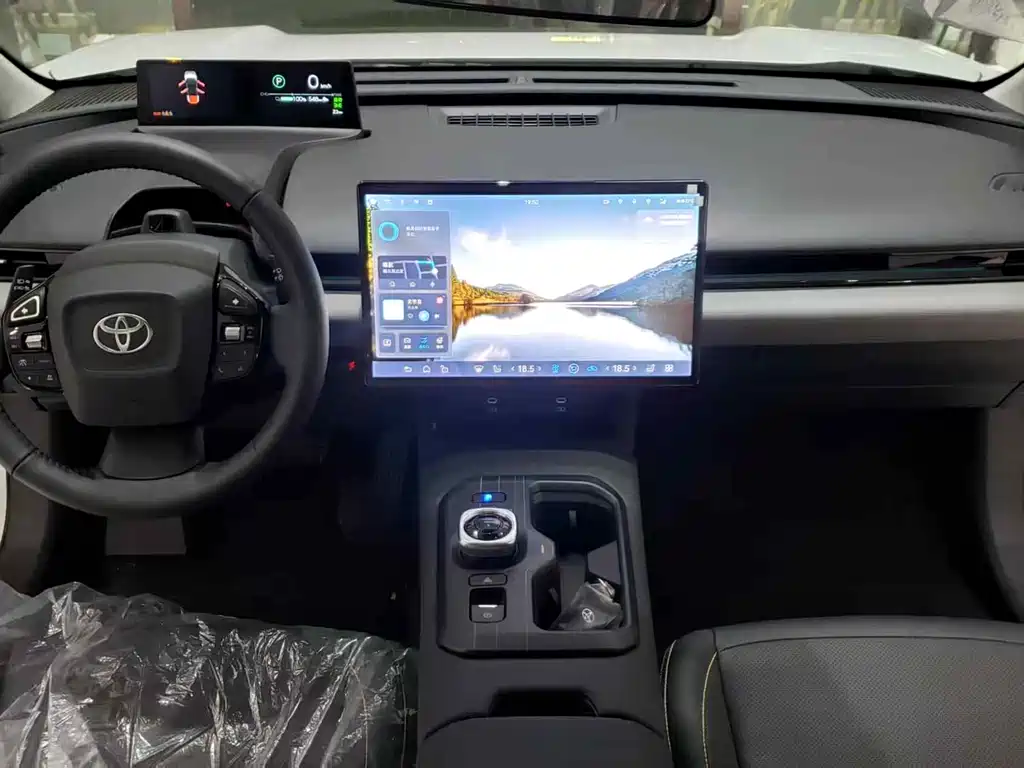 Toyota bZ5 2025 550 PRO