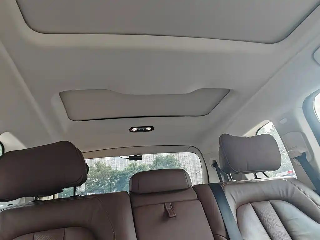 BMW X7 — миниатюра 32