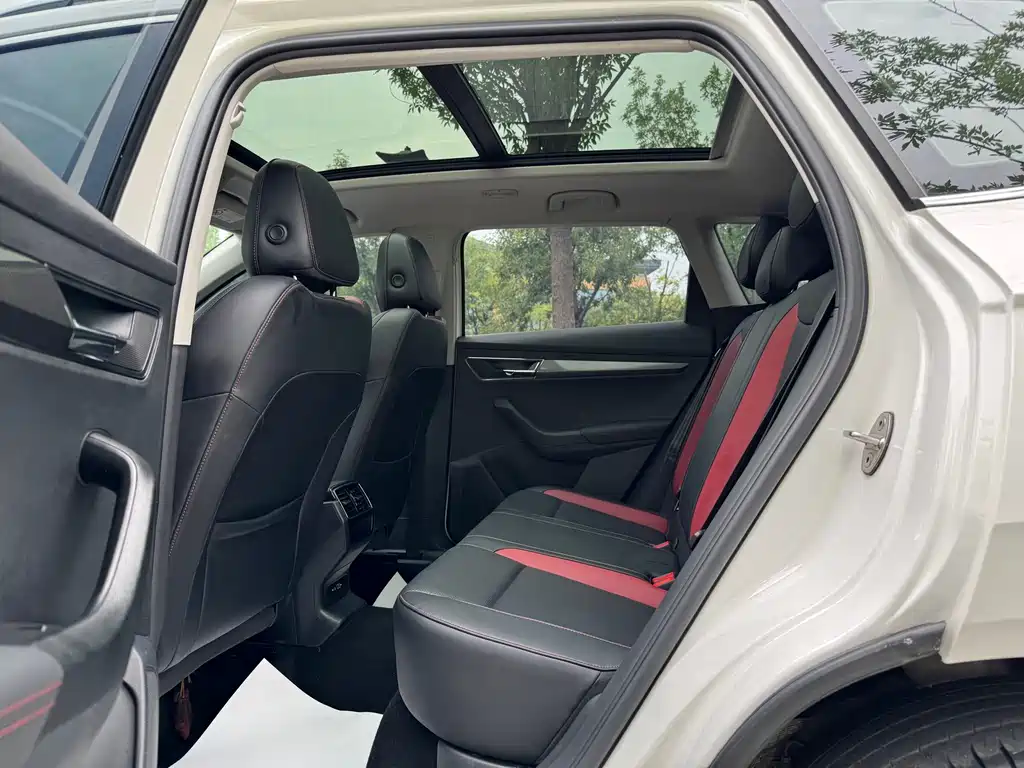 Skoda Karoq — миниатюра 15