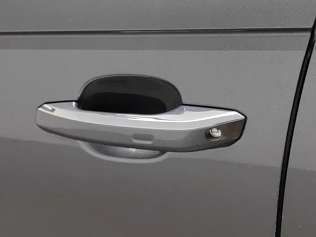 Audi A4L — миниатюра 18