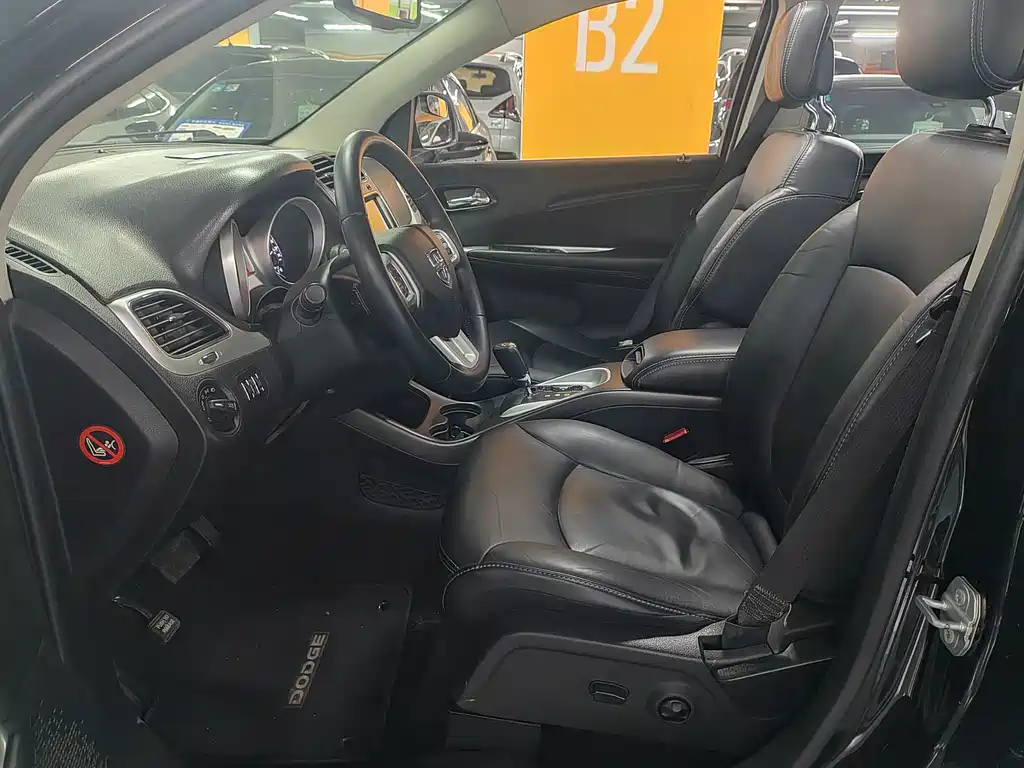Dodge Journey — миниатюра 3