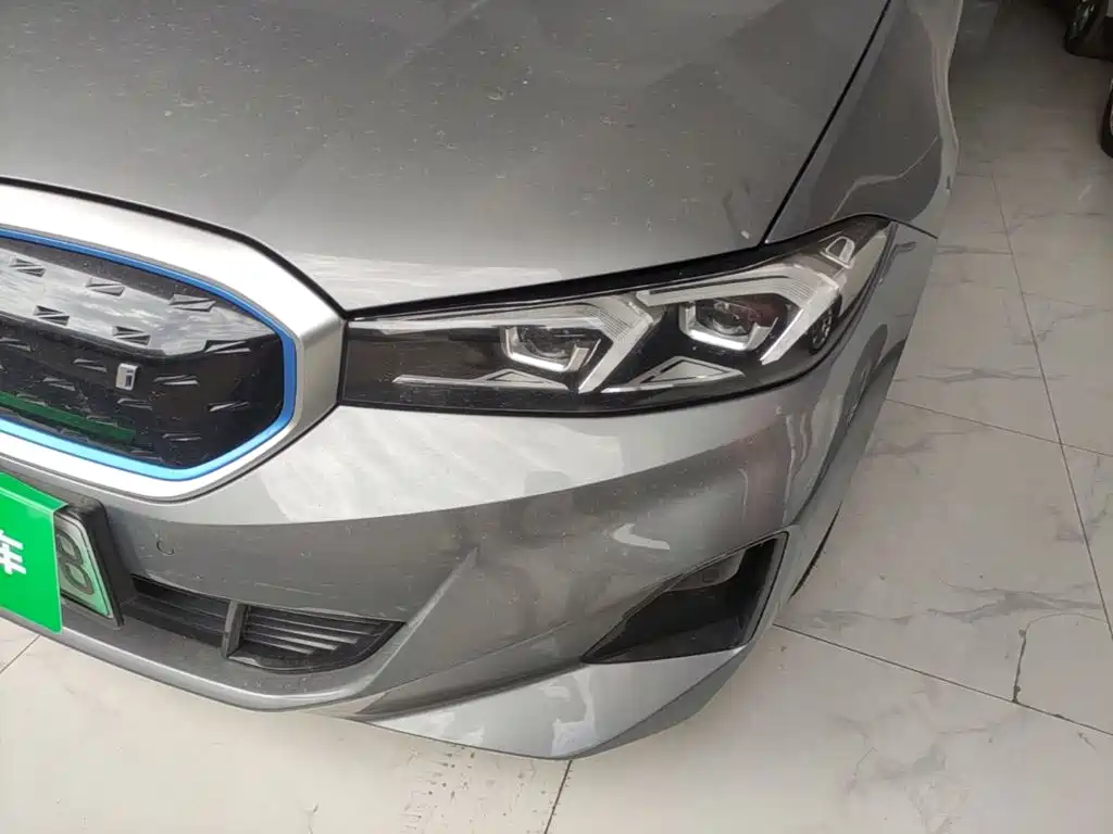BMW i3 — миниатюра 24