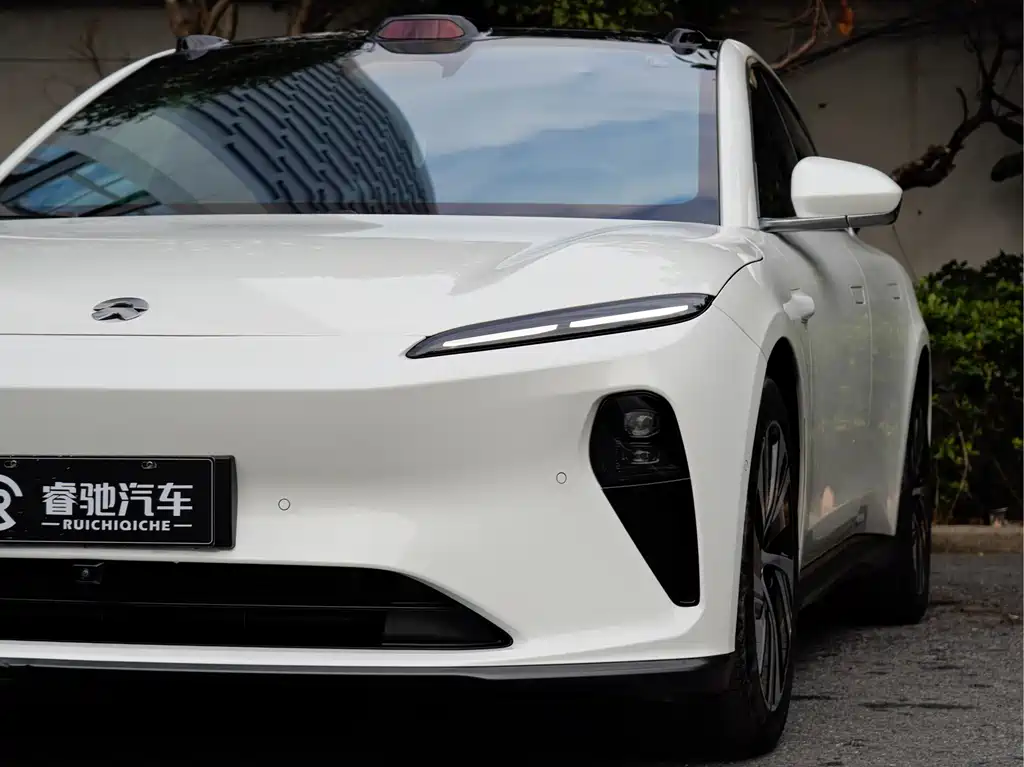 NIO NIO ET5