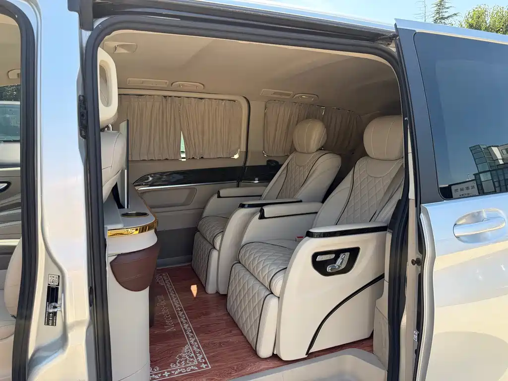 Mercedes-Benz V-Class — миниатюра 5