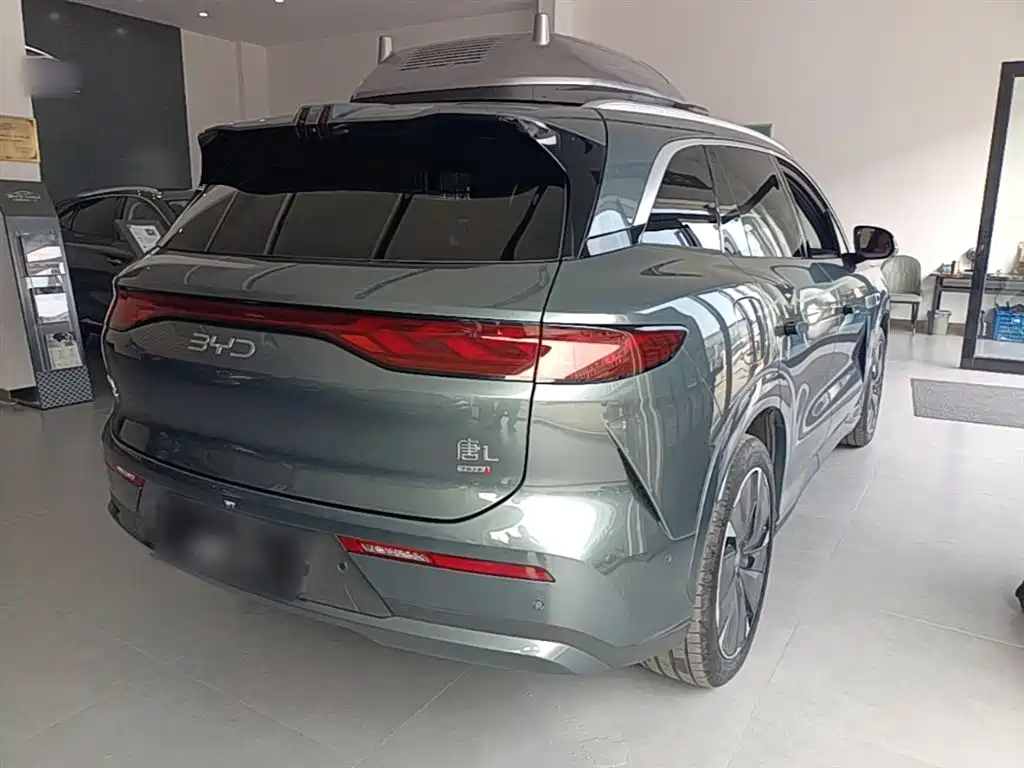 BYD Tang L L 2025 DM 175KM