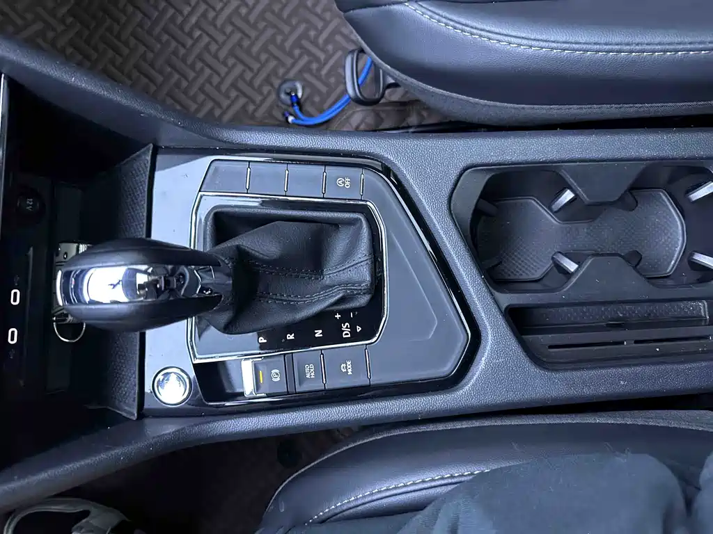 Volkswagen Tharu — миниатюра 14