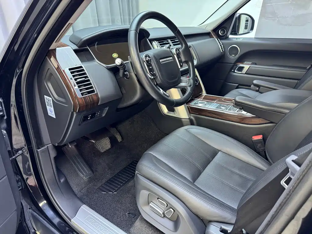 Land Rover Range Rover — миниатюра 13