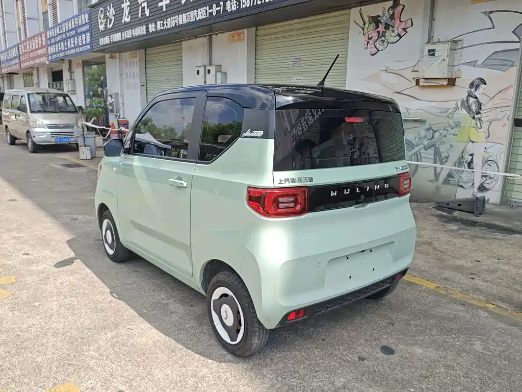 Wuling MINIEV — миниатюра 5