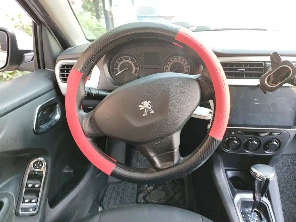 Peugeot 301 — миниатюра 6