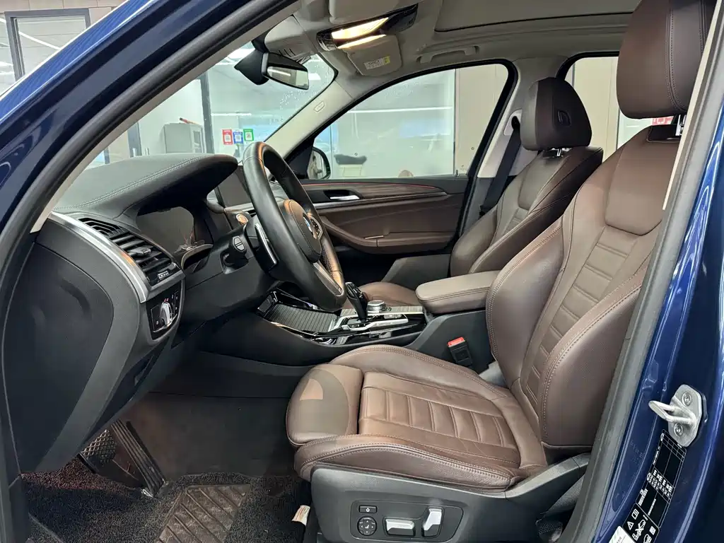 BMW X3 — миниатюра 7