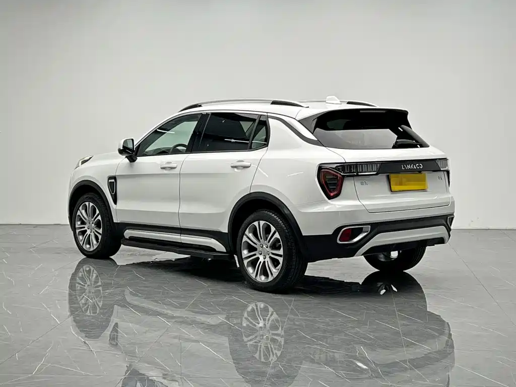 Lynk & Co 01 — миниатюра 4