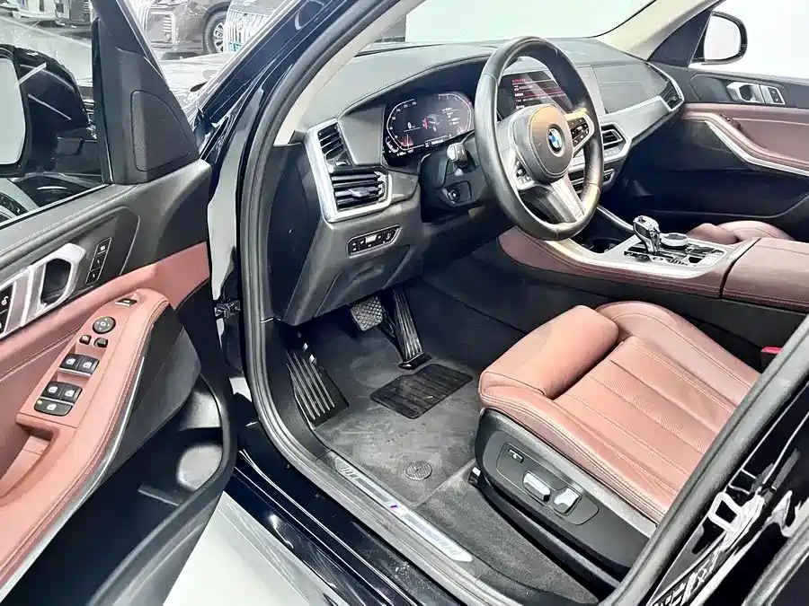 BMW X5 2020 xDrive40i M Sport
