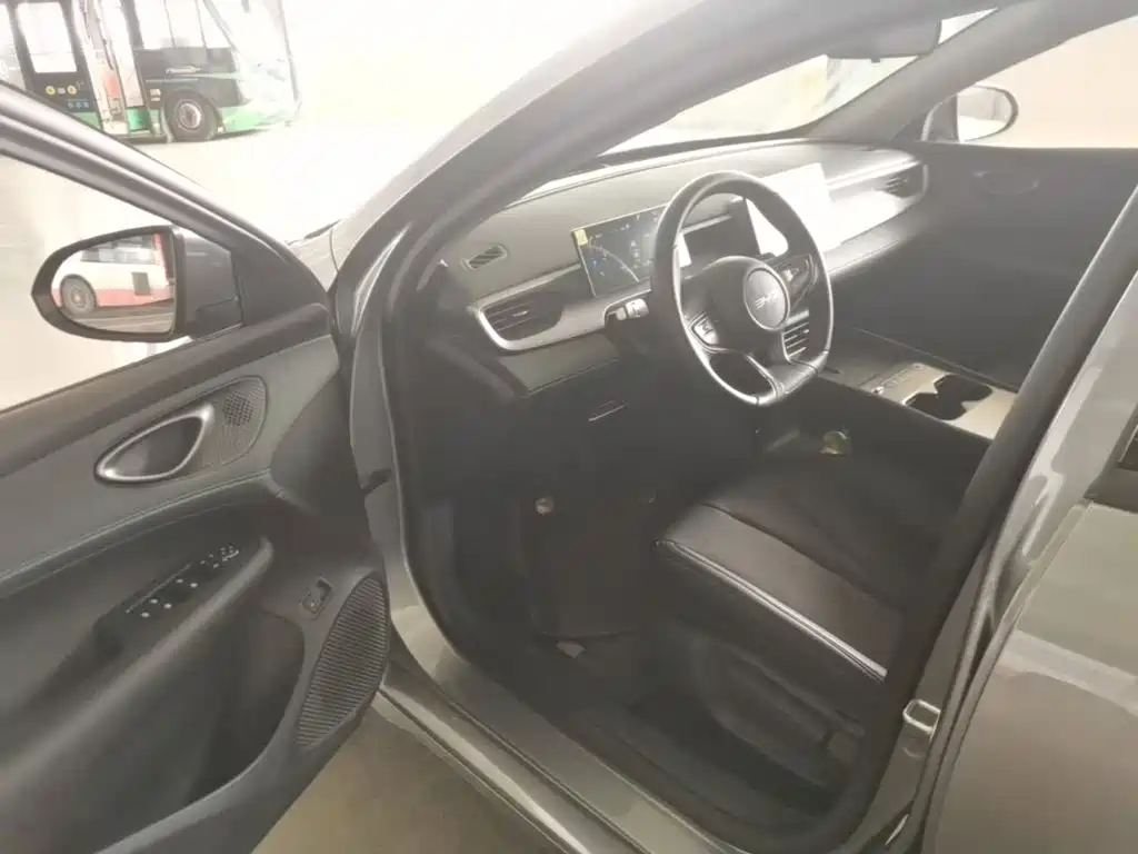 BYD Seal 05 DM-i — миниатюра 18