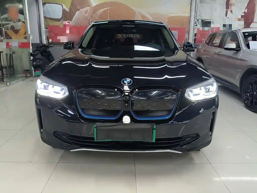 BMW iX3 — миниатюра 3