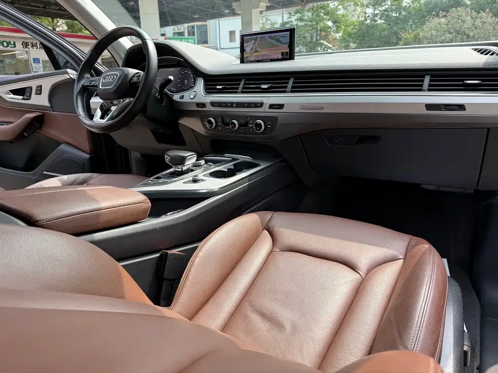 Audi Q7 — миниатюра 16