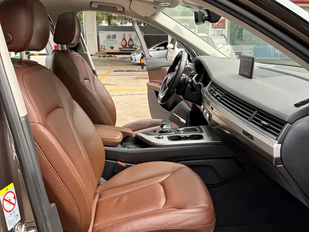 Audi Q7 — миниатюра 20