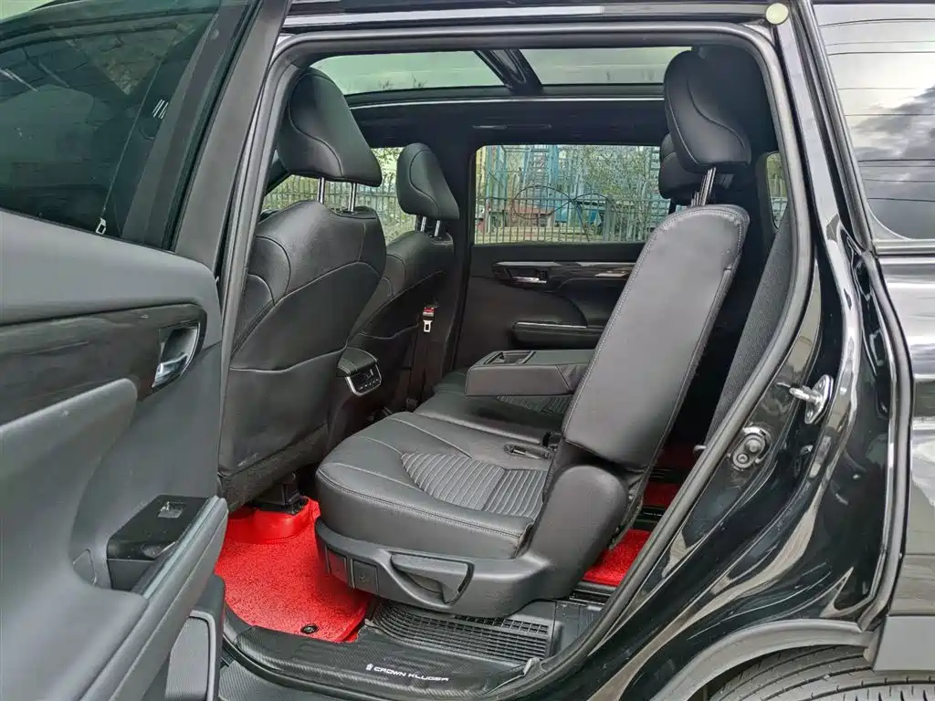 Toyota Crown Kluger 2023 2.5L HEV Luxury