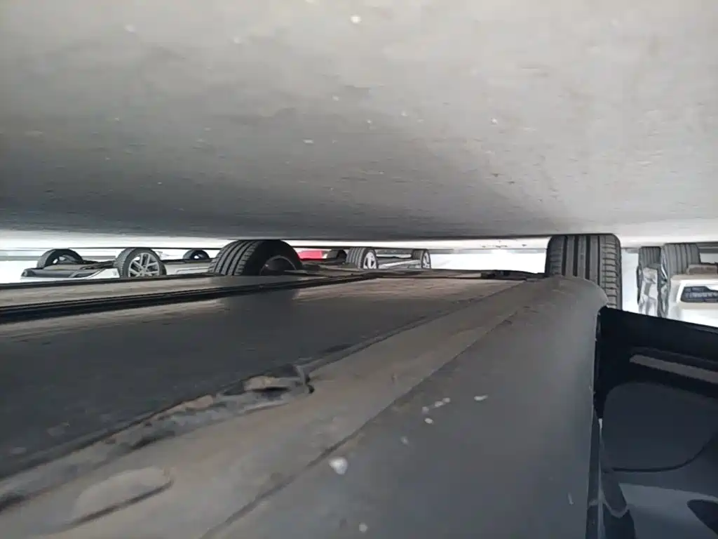 Tesla Model Y — миниатюра 22