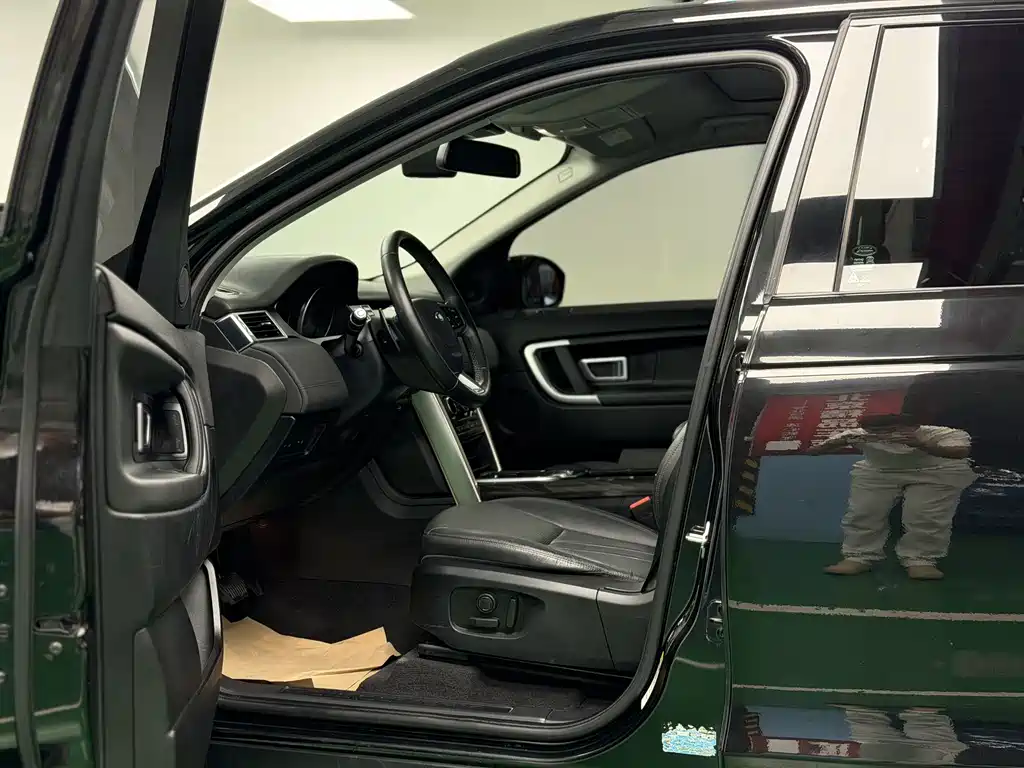 Land Rover Discovery Sport — миниатюра 4