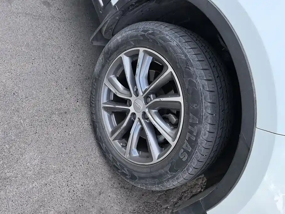 Geely Boyue — миниатюра 6