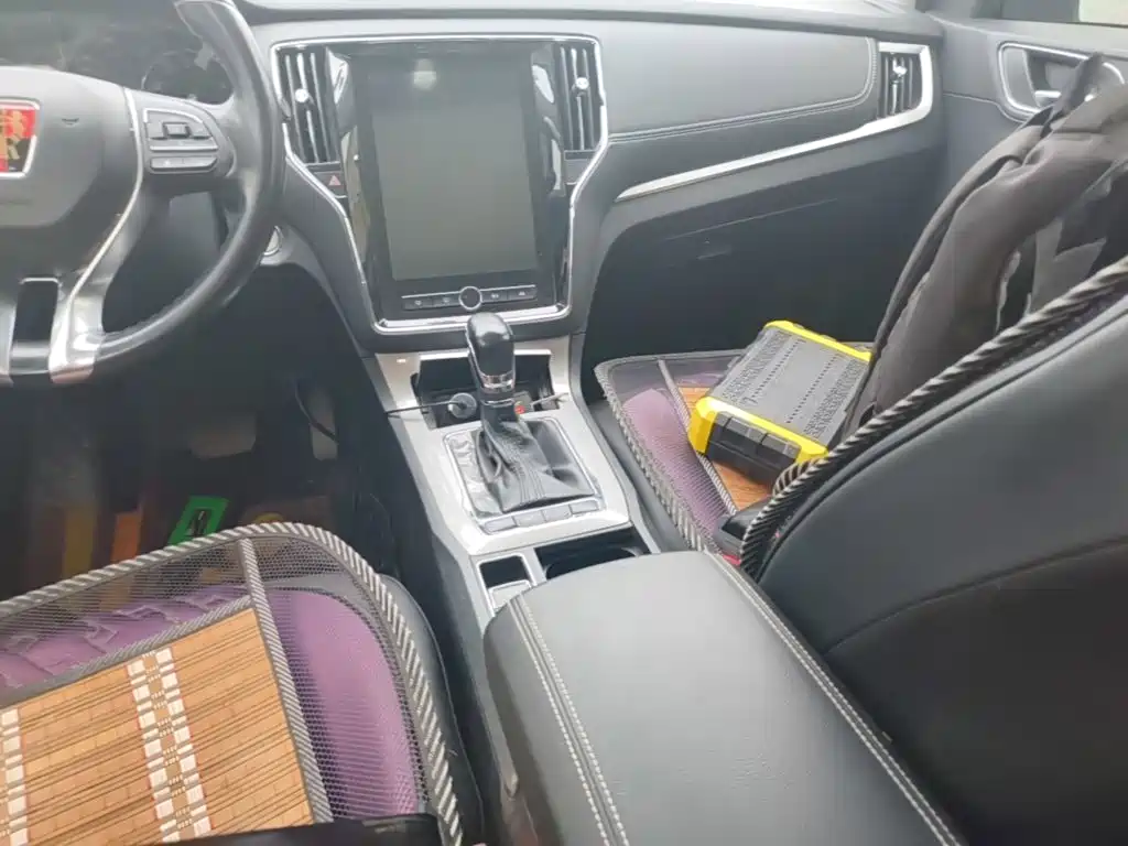 Roewe RX5 — миниатюра 14